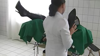 ახალგაზრდა ტკბილი გო ...